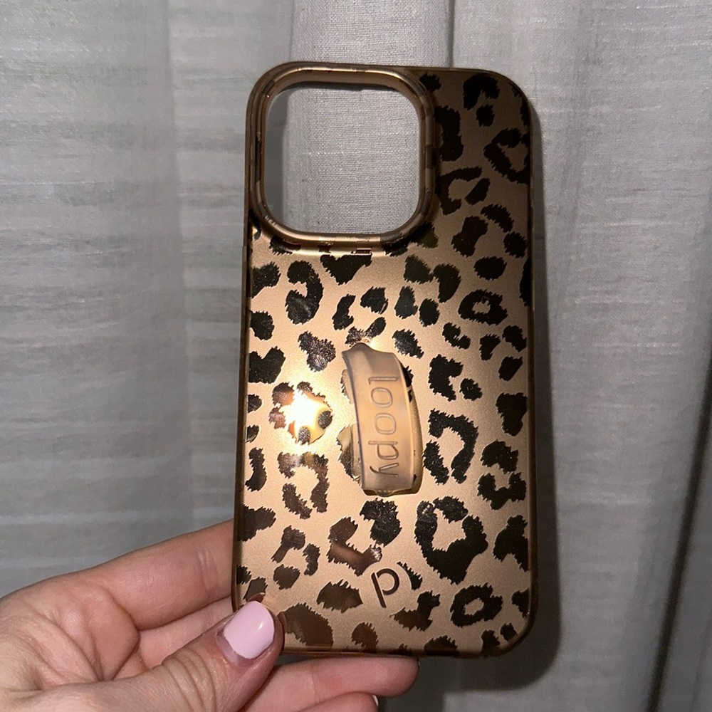 iPhone 14 Pro Loopy case